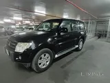 ميتسوبيشي باجيرو 2008 3.5 لتر - عداد: 210,000 كم، بنزين، أوتوماتيك